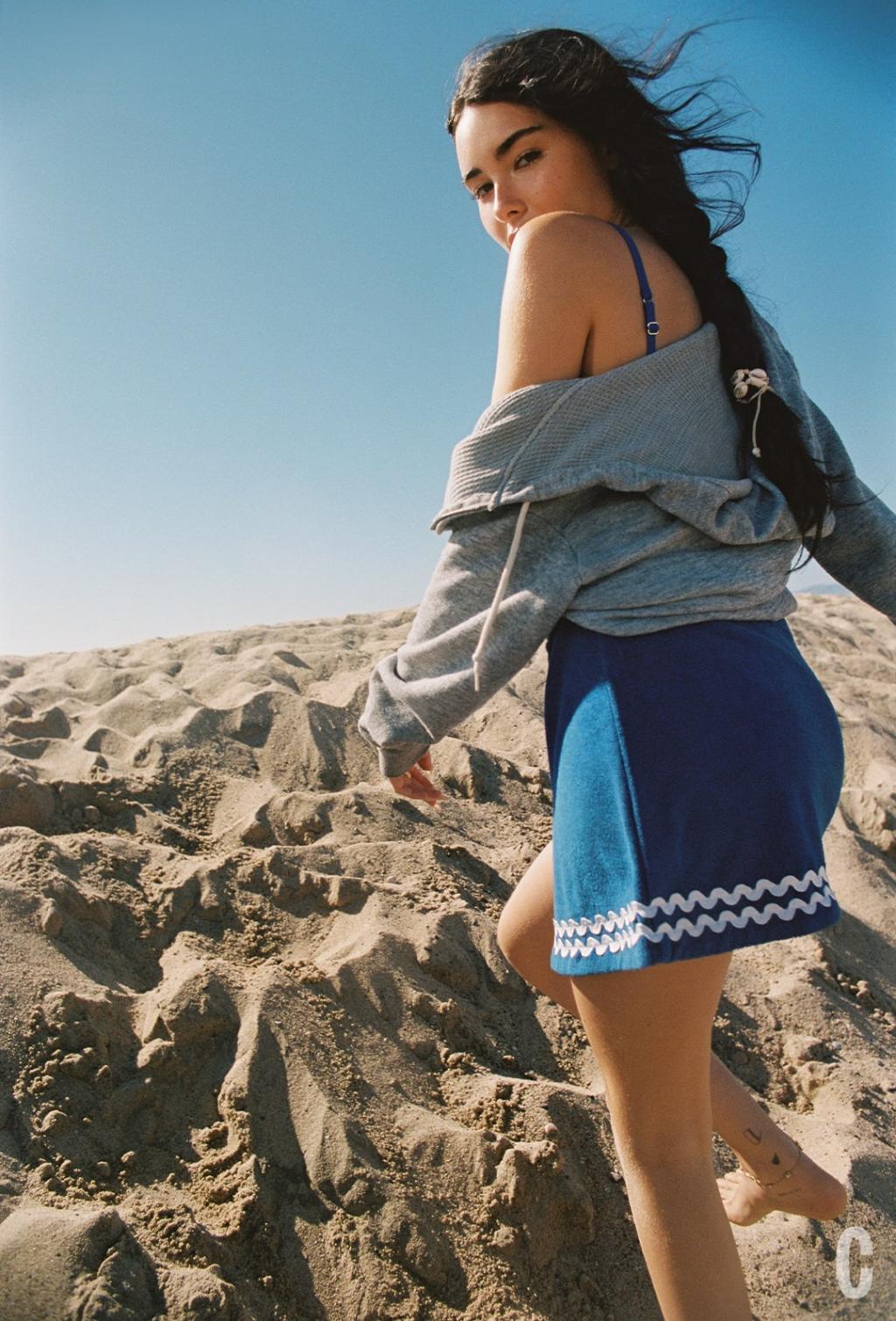 4 (5).jpg