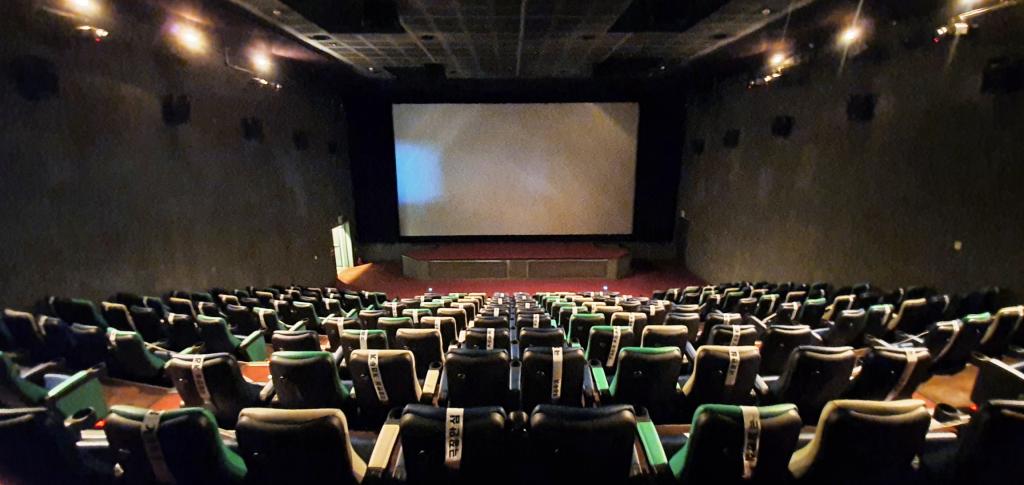 익스트림무비 - CGV여의도 3/7관 상세사진