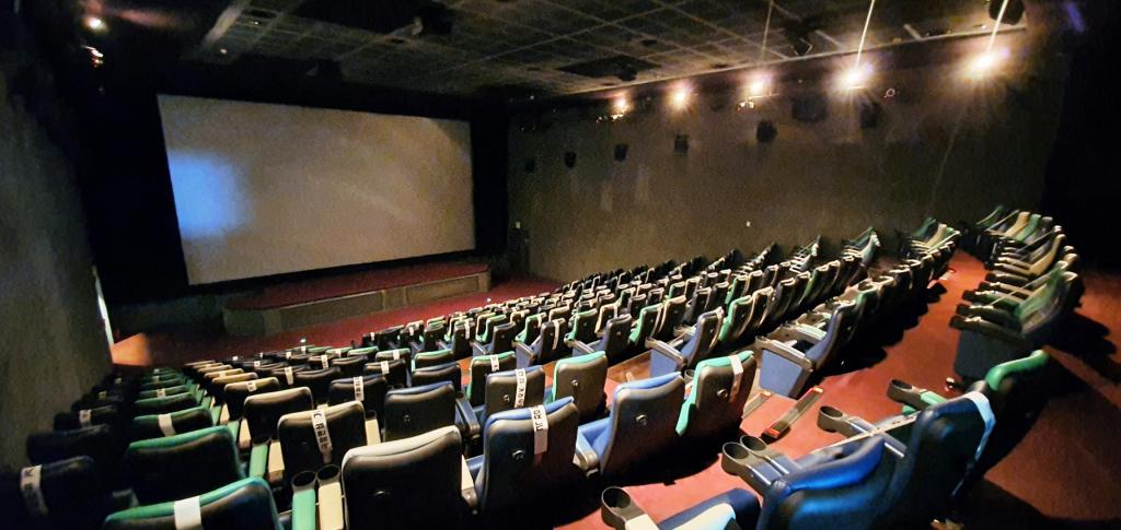 익스트림무비 - CGV여의도 3/7관 상세사진