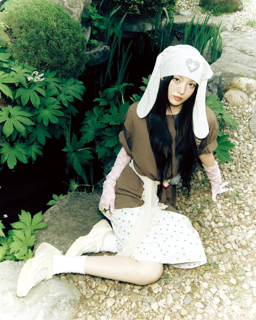 KiiiKiii Land #협찬휠라랑 키키랑. 가벼운 발걸음이 들꽃 사이를 지나 종일 노닐.jpg