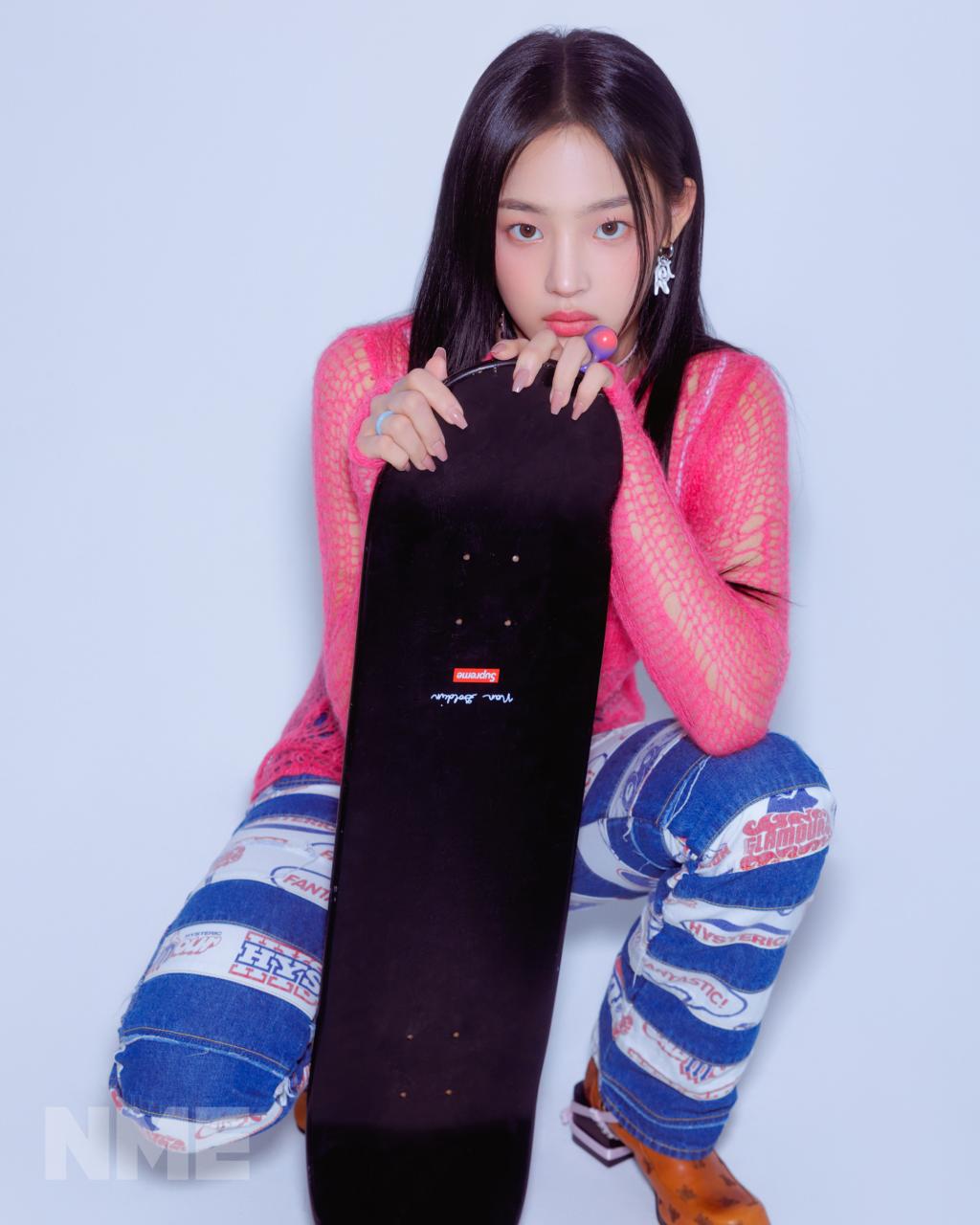 NME-NEWJEANS-Credit-Siyoung-Song-1@2160x2700.jpg