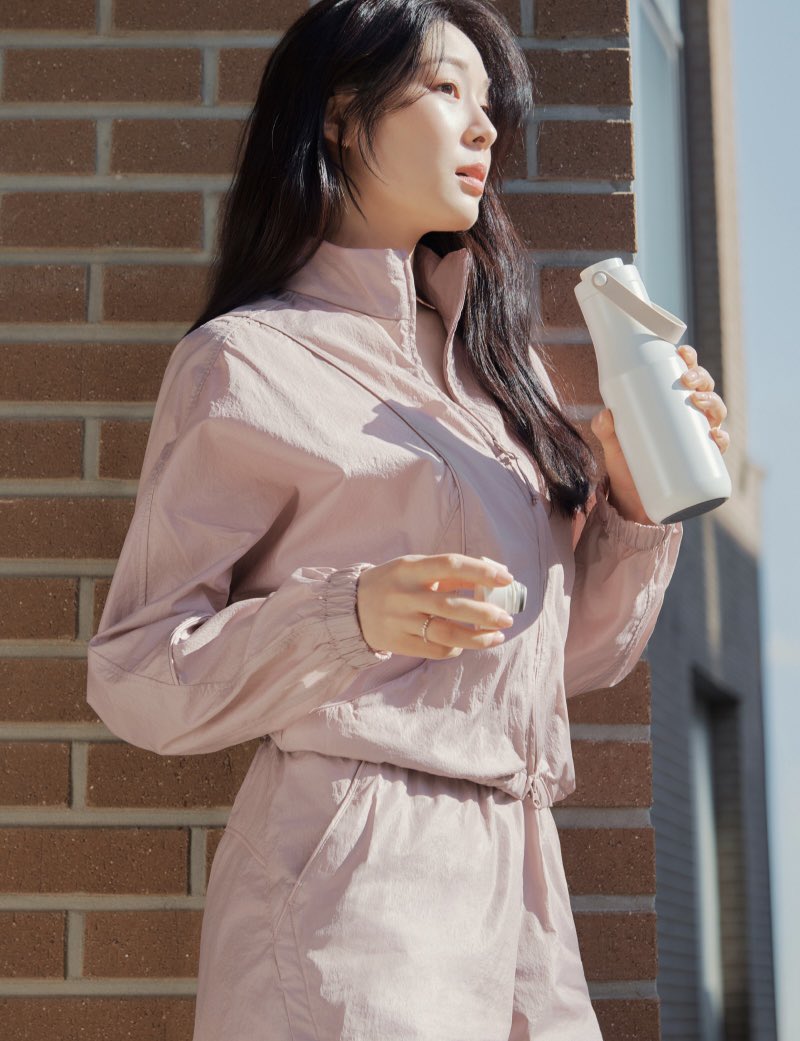 뉴발란스 Glossy Pink Spring with YUNA #김연아.jpg