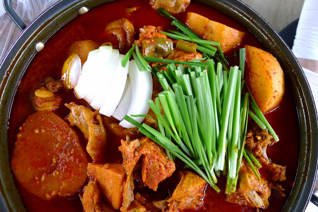 익스트림무비 - 닭볶음탕인지 닭도리탕인지 모르지만 언제먹어도 맛있죠