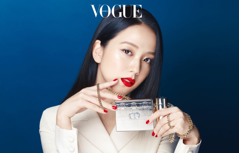 BLACKPINK-Jisoo-Vogue-Dior-2021-8.jpeg