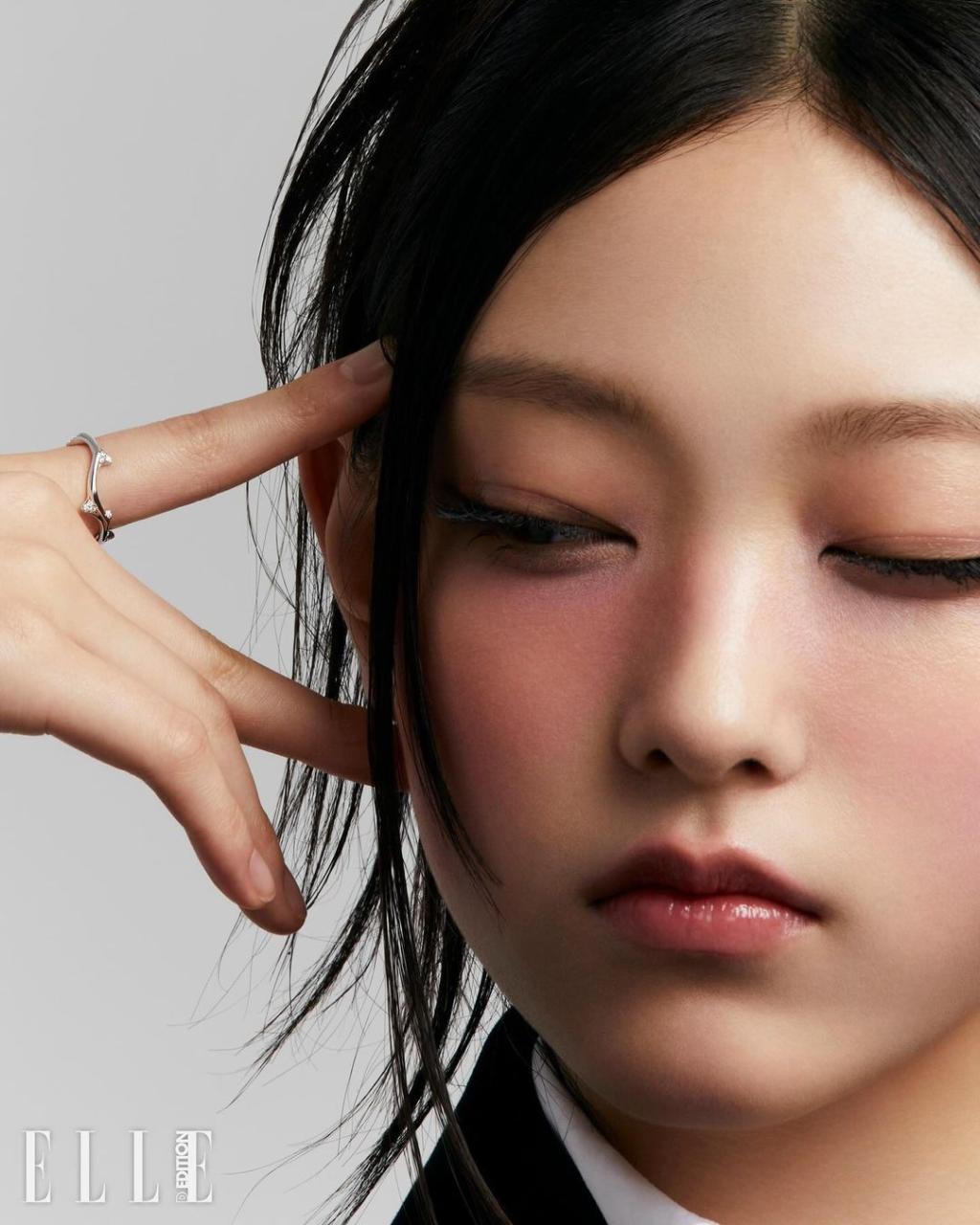 ellekorea_408067437_1345518462993932_5275383706416261976_n.jpg