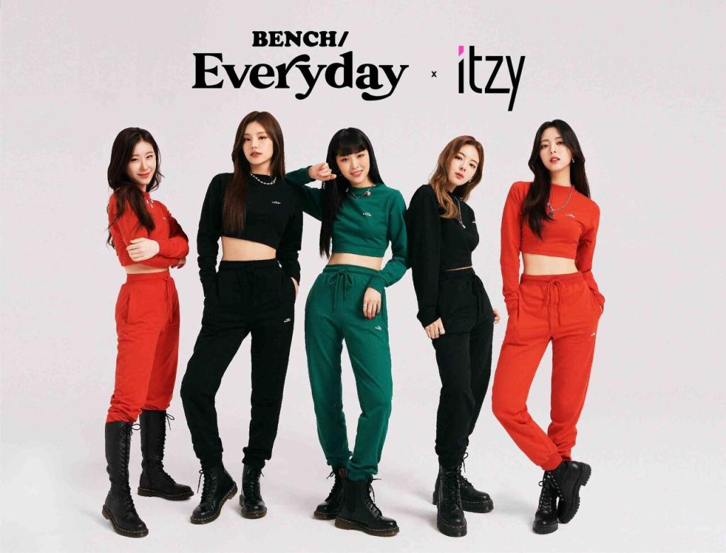 익스트림무비 ITZY(있지) BENCH 화보