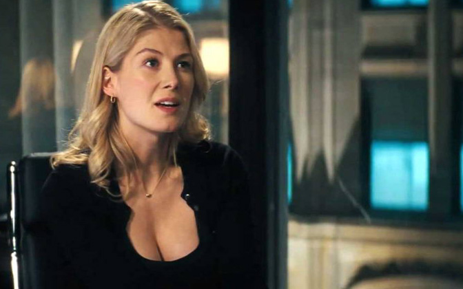 rosamund-pike-in-jack-reacher-movie-1.jpg