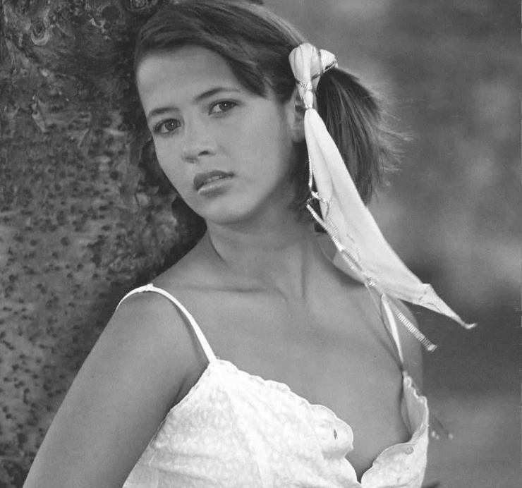 Sophie Marceau cute.jpg