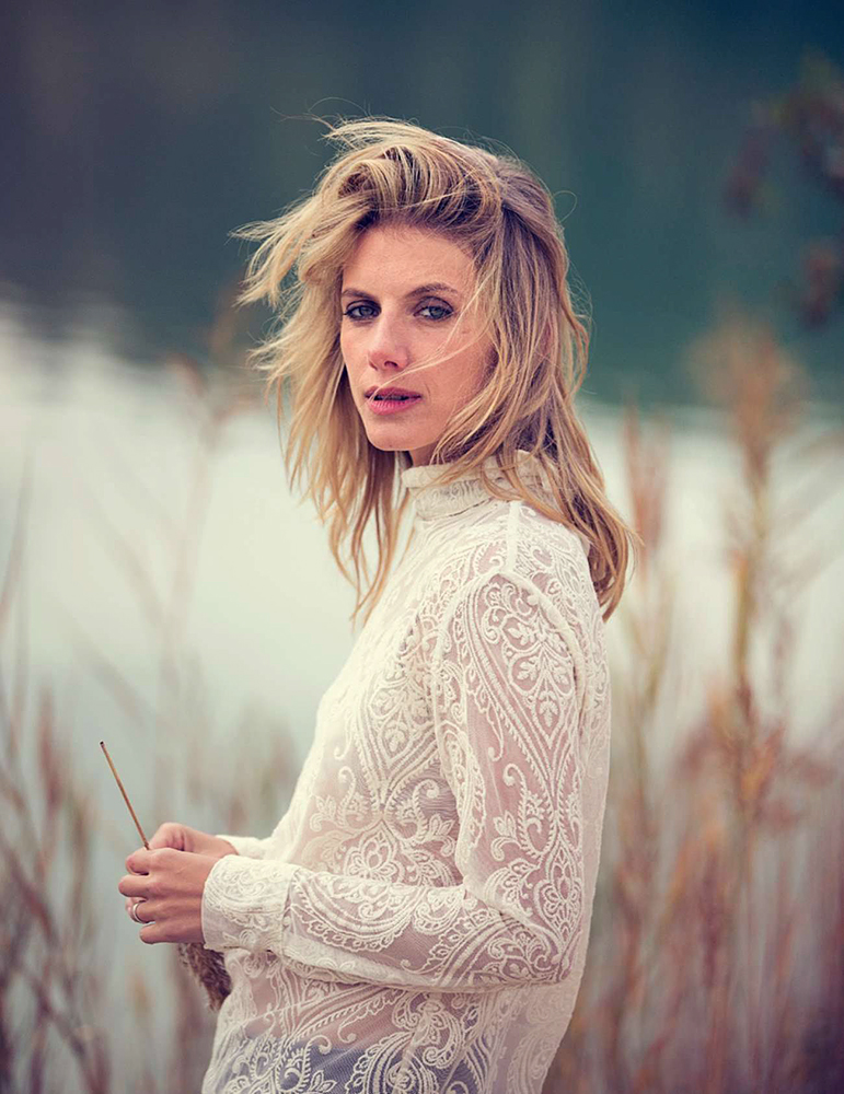 Melanie_Laurent-Elle-FR-2015-011.jpg