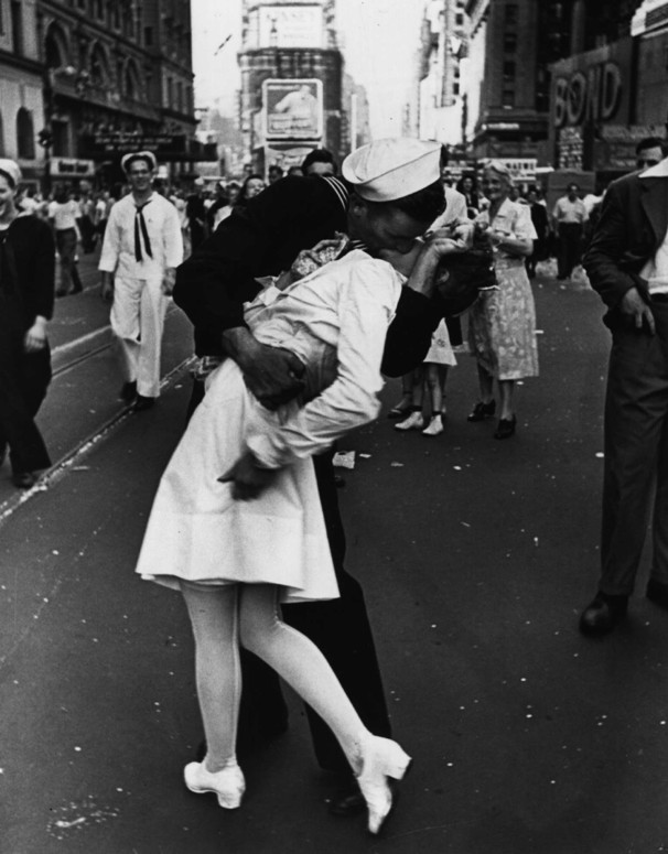 Life Magazine kiss.jpg