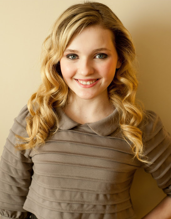 Abigail Breslin-5.jpg