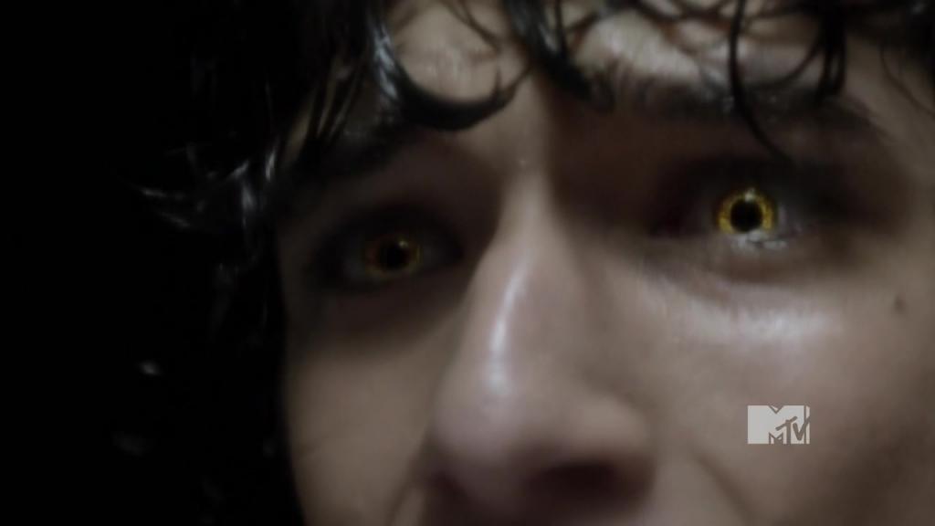 Teen.Wolf.S01E01.720p.HDTV.x264.mkv_20140728_140428.891.jpg