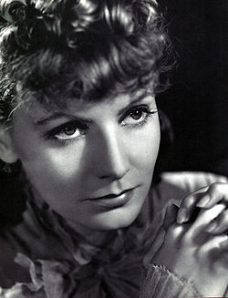250px-Garbo-Anna_Karenina-036.jpg