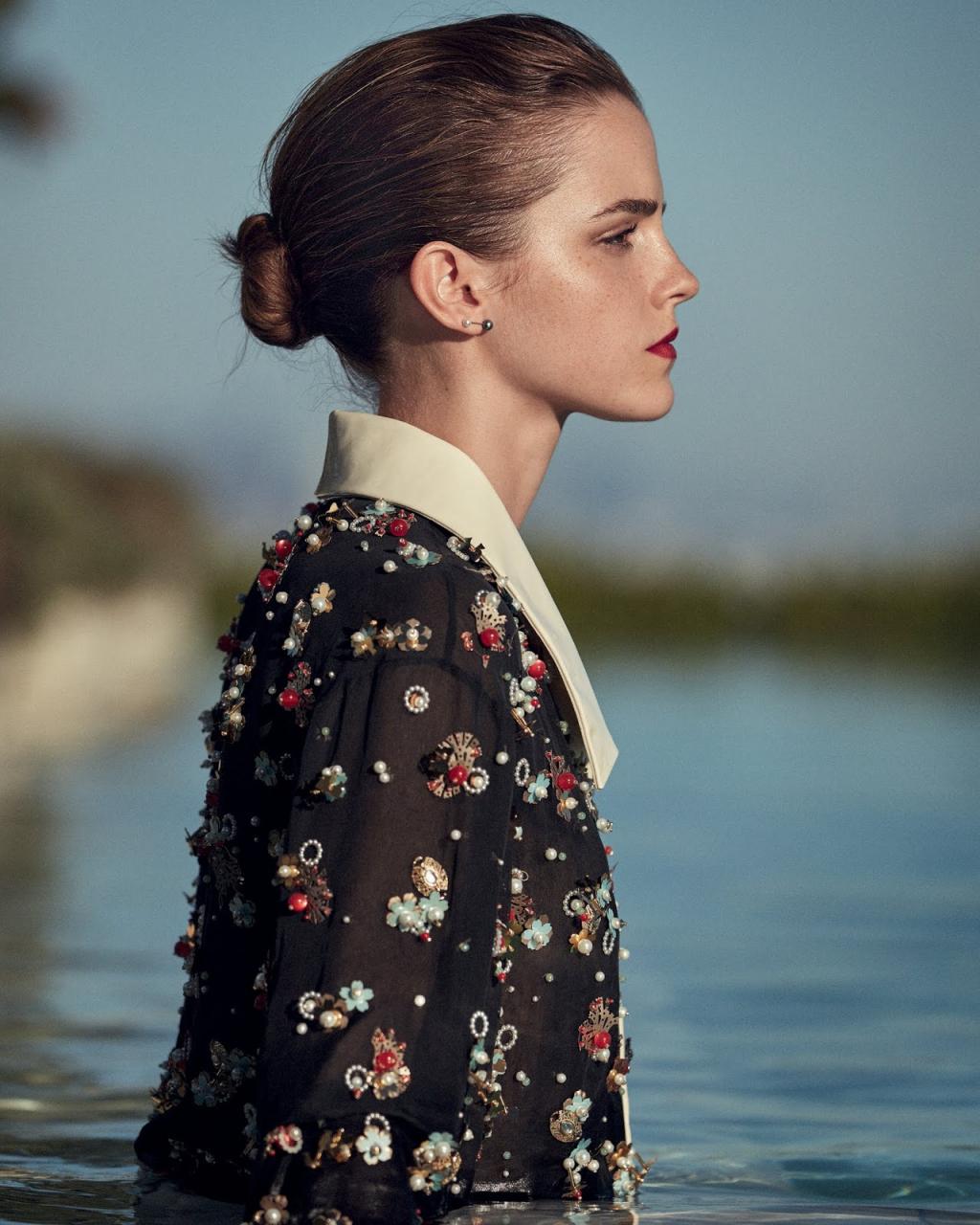 Emma_Watson-PORTER-2015-003.jpg