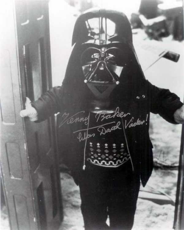 Kenny-Baker-wearing-Darth-Vaders-helmet.jpg