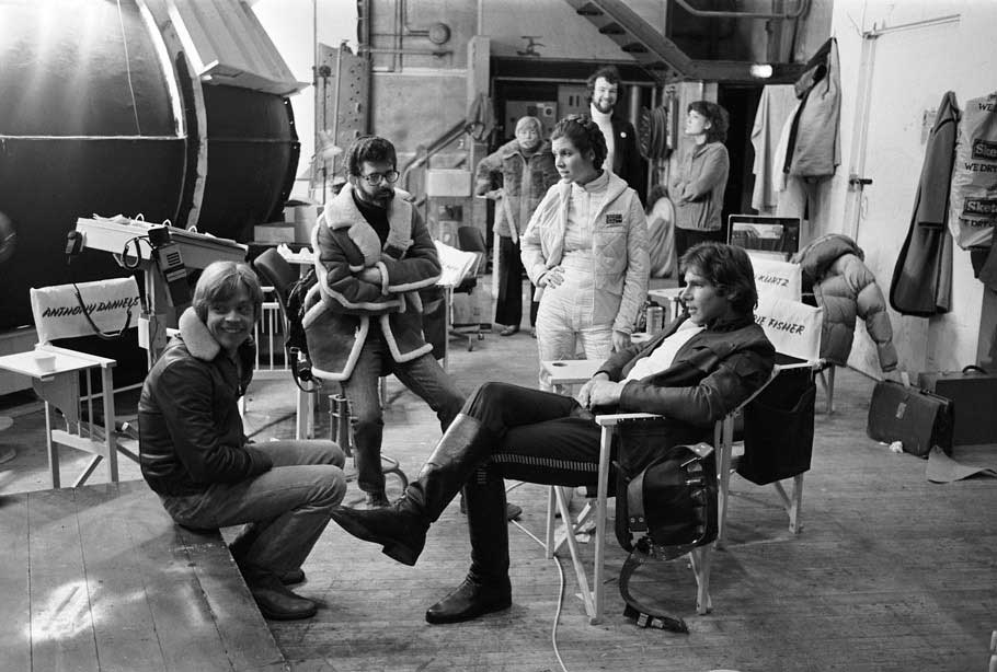 Mark-Hamill-George-Lucas-Carrie-Fisher-and-Harrison-Ford.jpg