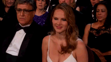 Jennifer-Lawrence-Oscars-GIF-2.gif