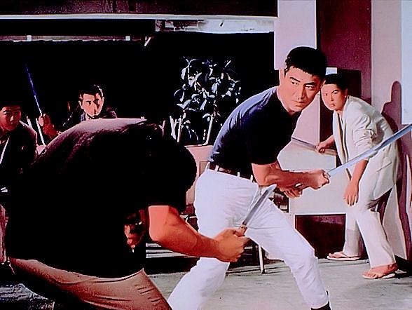 abashiri-prison-1965-001-action-with-sharp-weapons.jpg